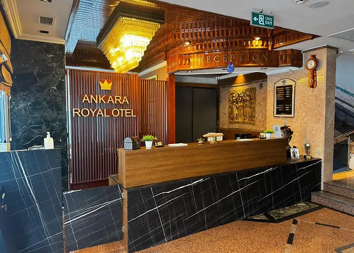 رويال فندق 4*