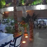 Royal 4*