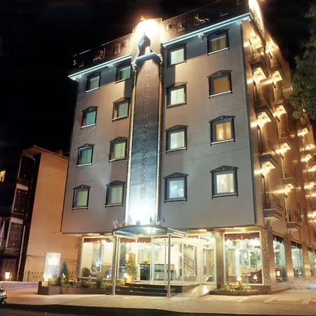 Royal Hotel 4*