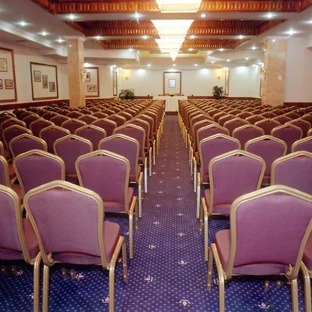 Royal Hotel