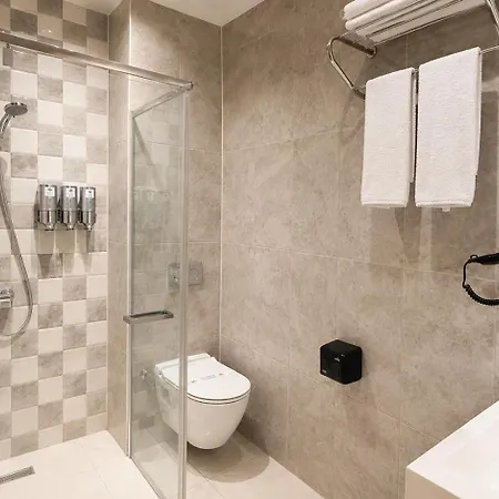 Royal Hotel 4*