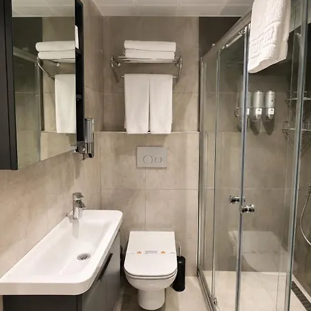 מלון Royal 4*